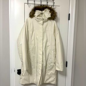 XL women’s Windriver ivory white parka